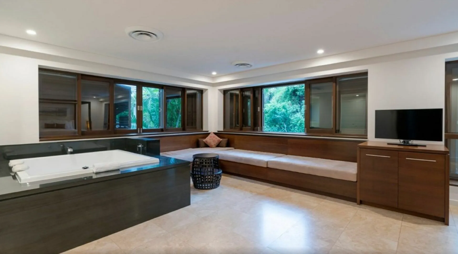Sea Temple Port Douglas 3 Bedroom Luxury Villa